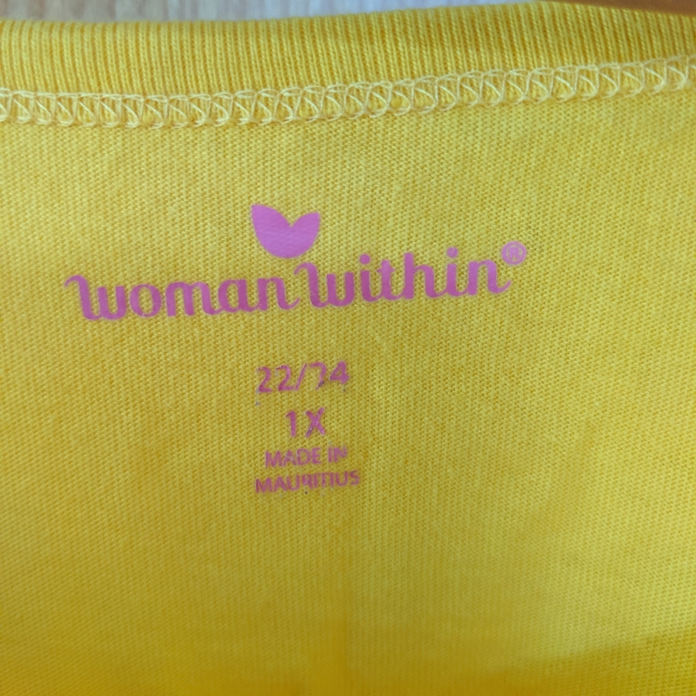 Plus size solid yellow t-shirt - Picture 3 of 3